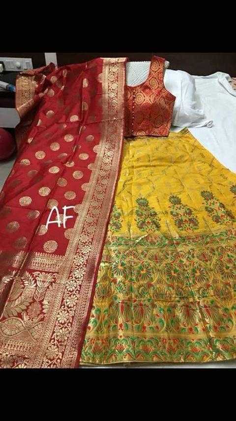banarasi rajputi poshak
