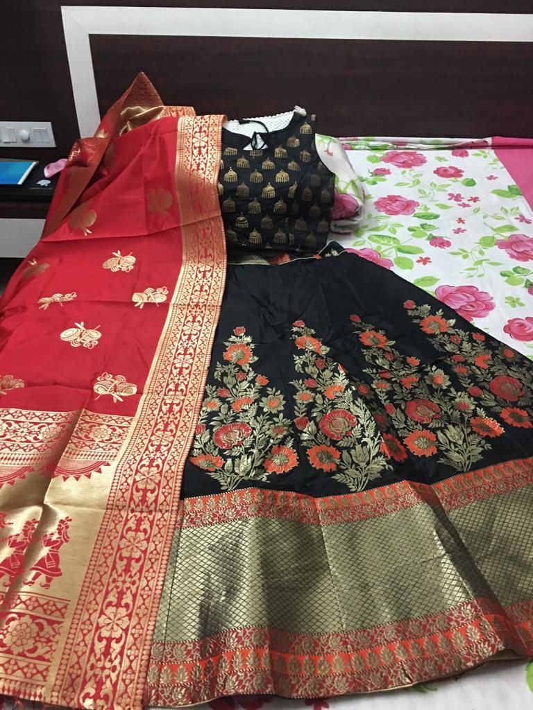 banarasi rajputi poshak